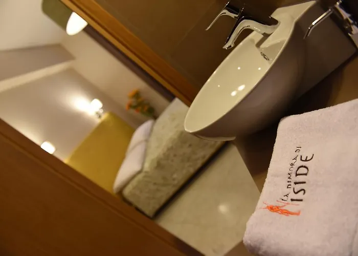 La Dimora Di Iside Nocleg ze śniadaniem Benewent